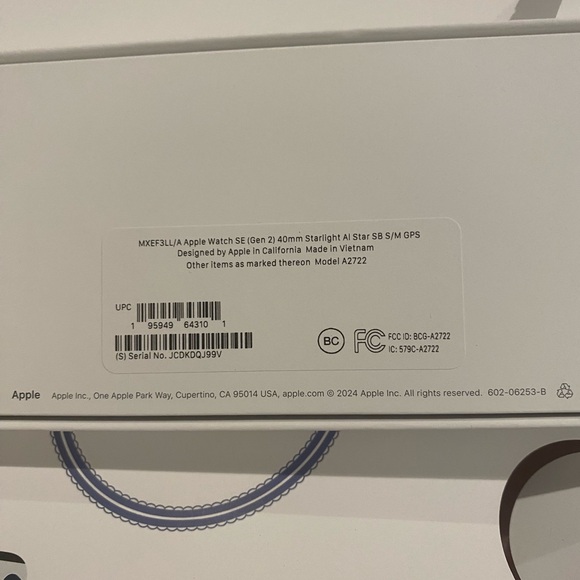 NIB APPLE WATCH, BAND, USB-C CHARGE CABLE - Picture 8 of 8